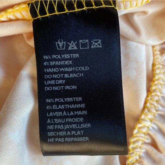 NWT UO Urban Outfitters Julia Tiered Ruffle Frock Mini
Dress in Yellow Sz M - Picture 12 of 16